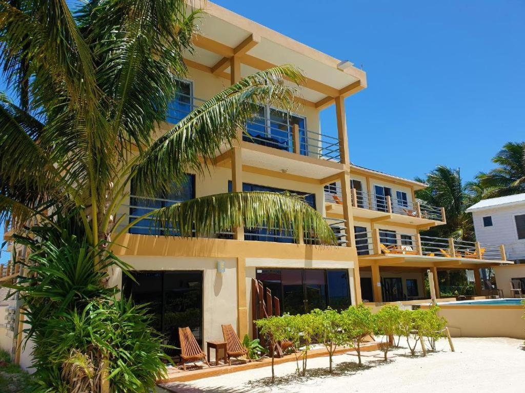 Beach Side Condos Caye Caulker By Ccvh Exterior photo